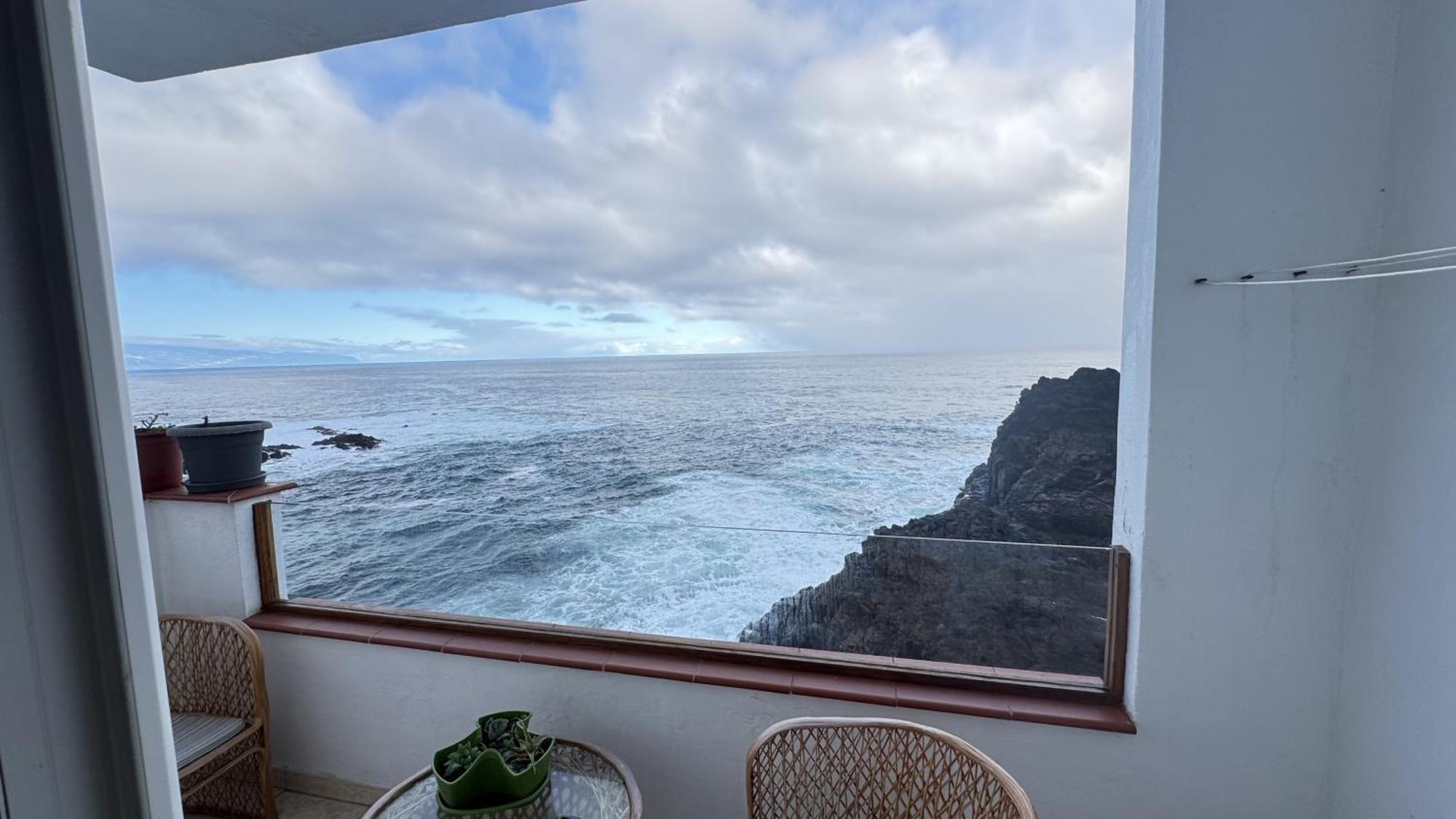 Manolo Pris En El Mar Teide Con Piscina Natural El Pris Exterior foto